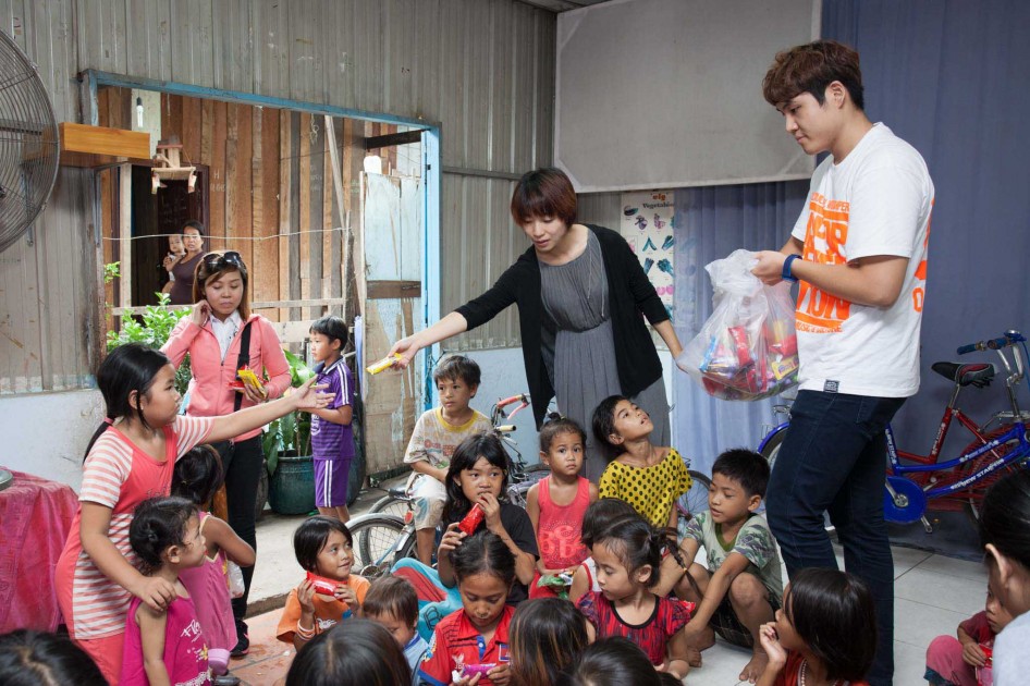 gallery navigation image