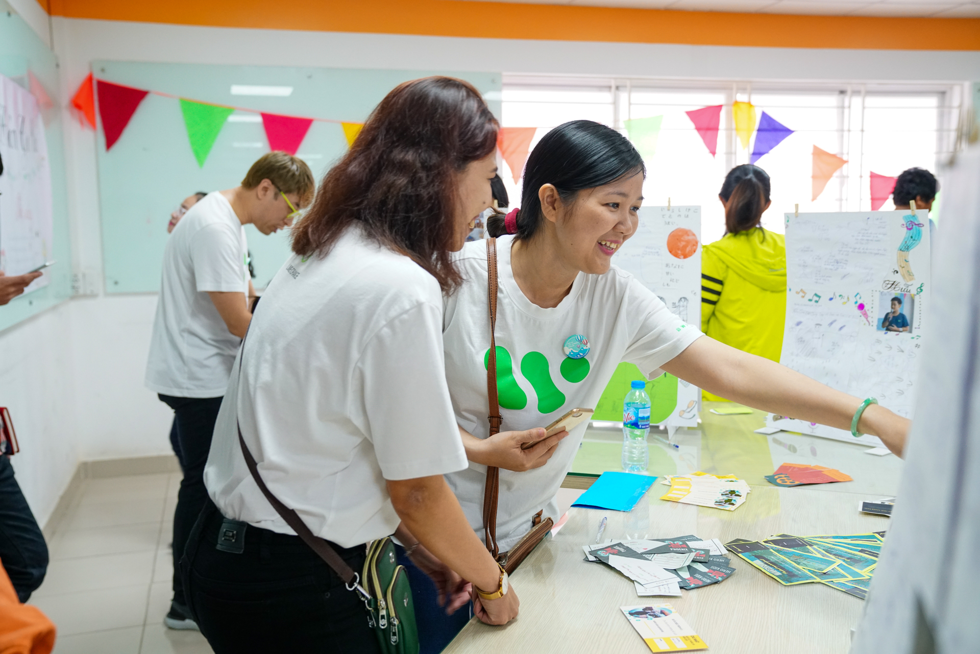 gallery navigation image