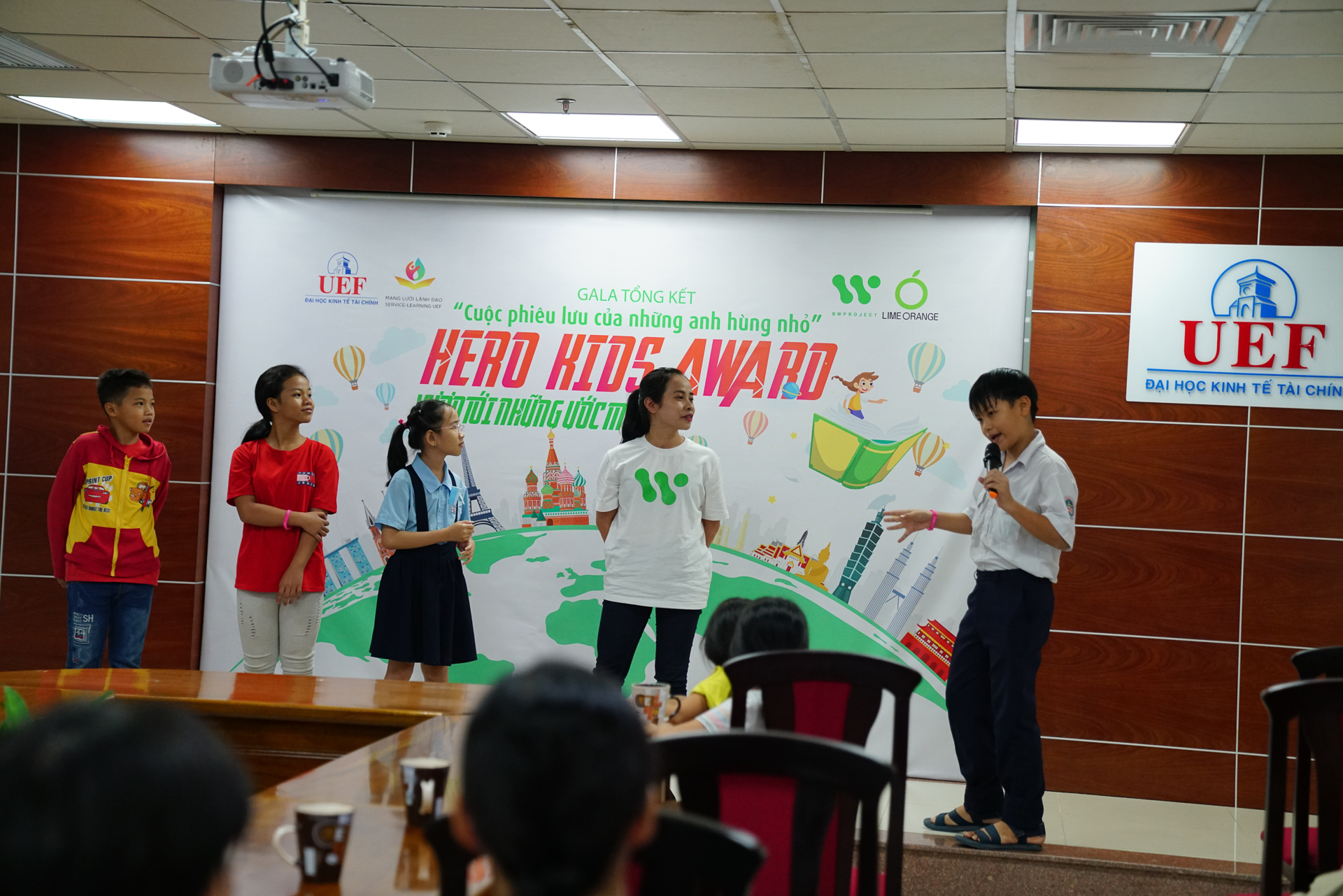 gallery navigation image