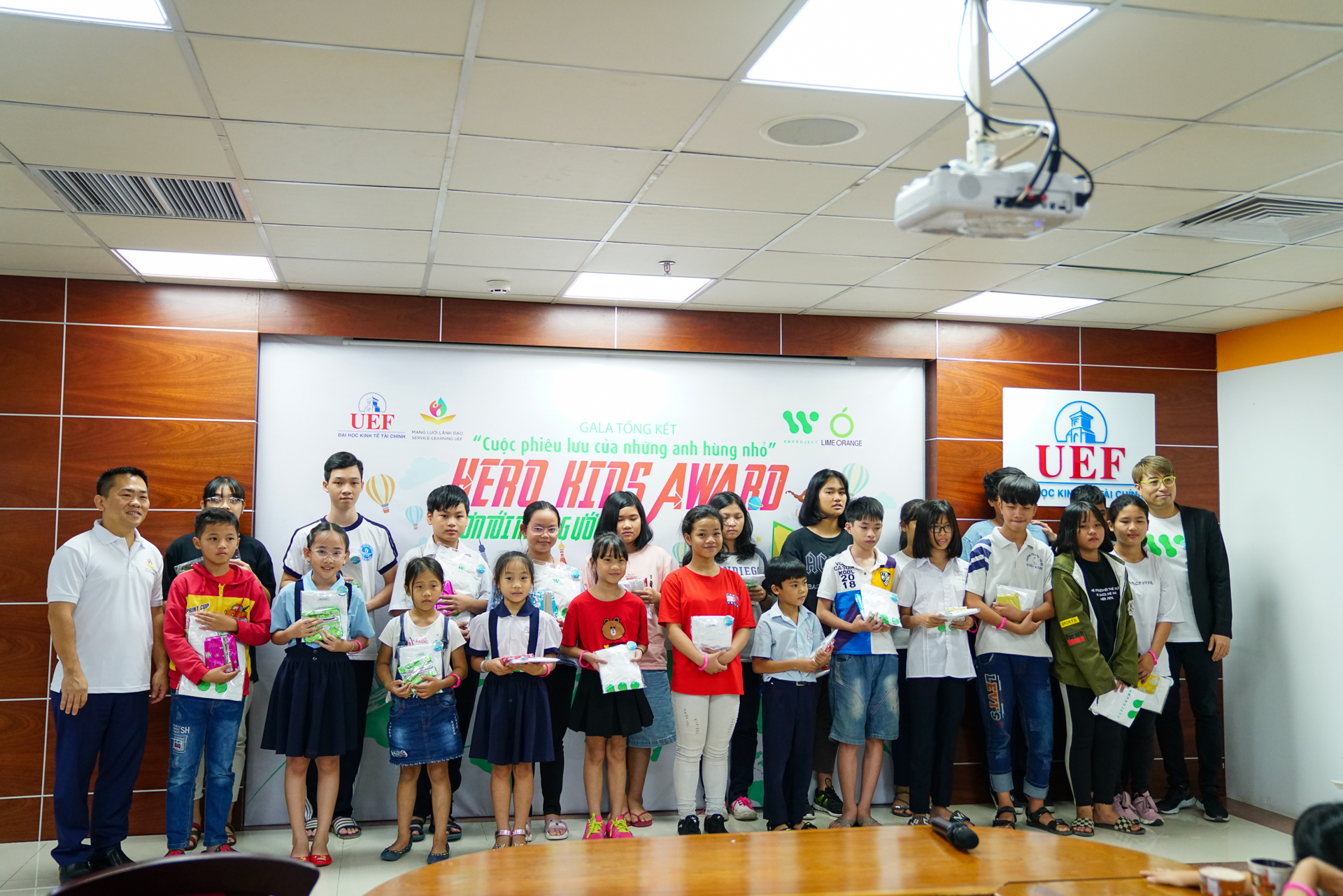 gallery navigation image