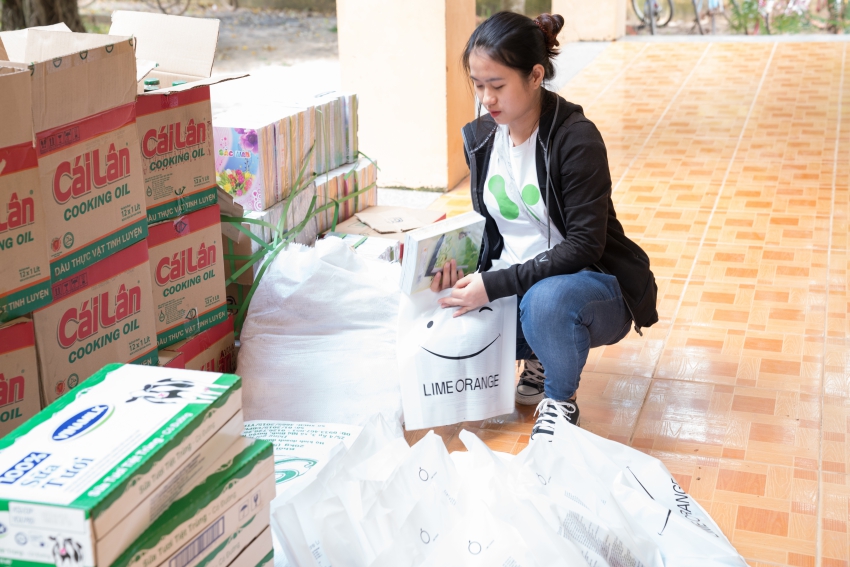 gallery navigation image