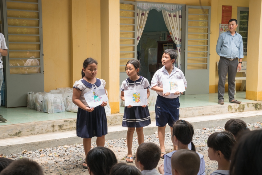 gallery navigation image