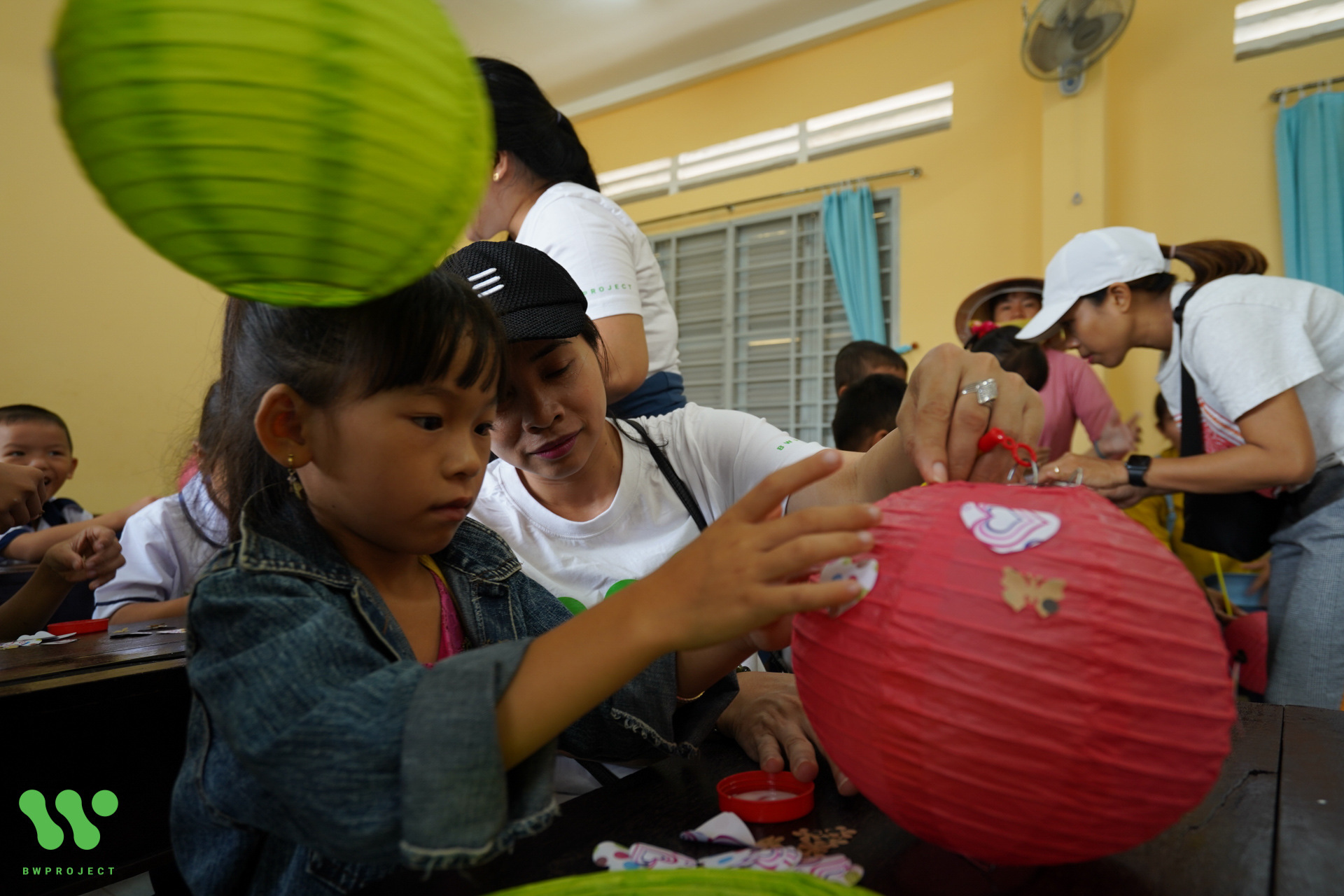 gallery navigation image