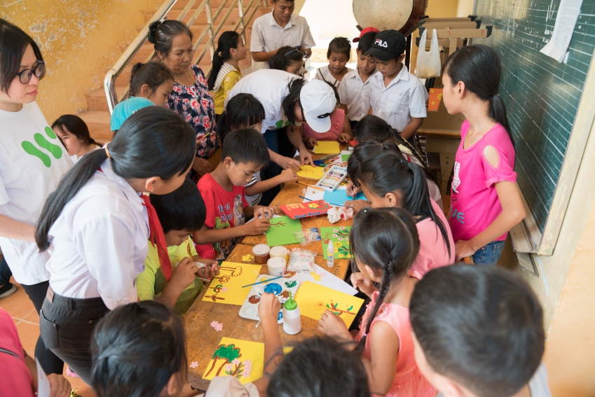 gallery navigation image