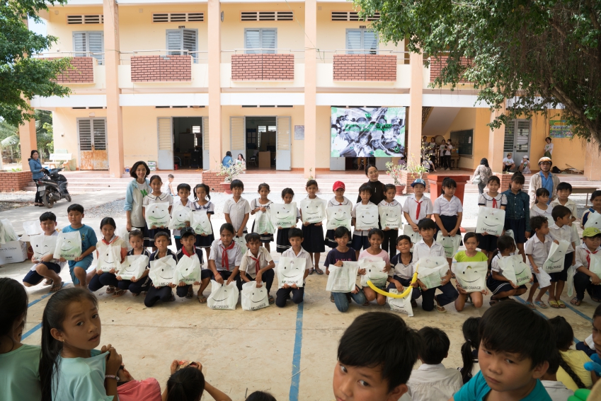 gallery navigation image