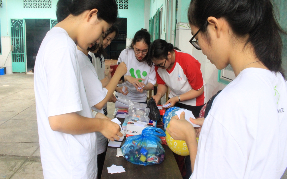 gallery navigation image