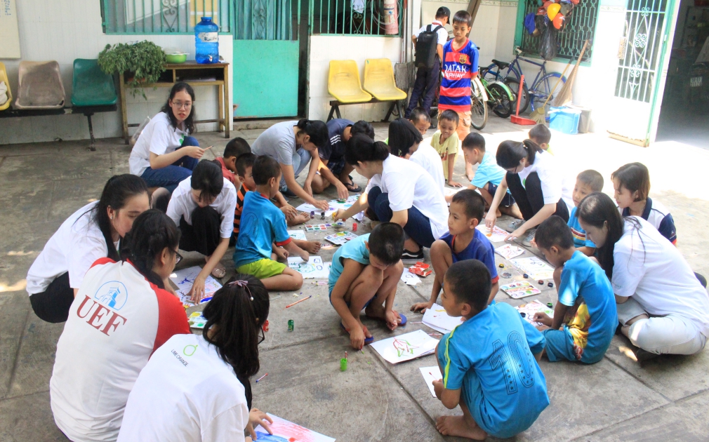 gallery navigation image