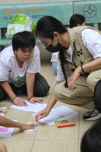 gallery navigation image