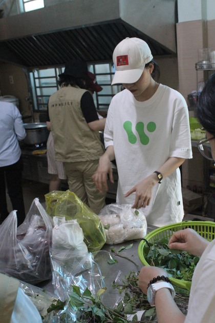 gallery navigation image