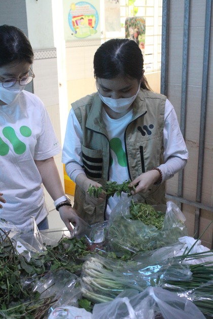 gallery navigation image