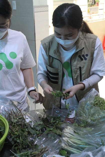 gallery navigation image