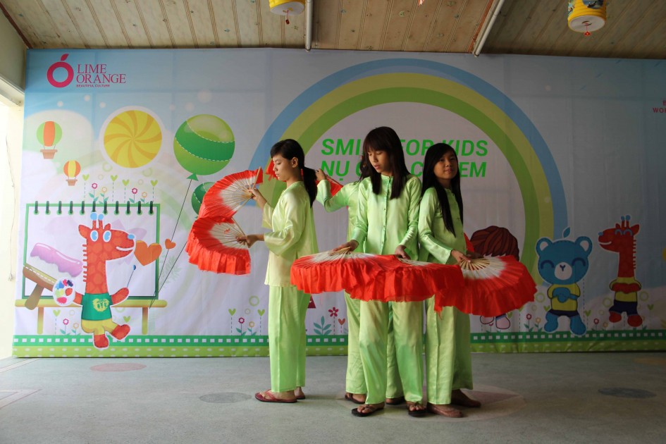 gallery navigation image