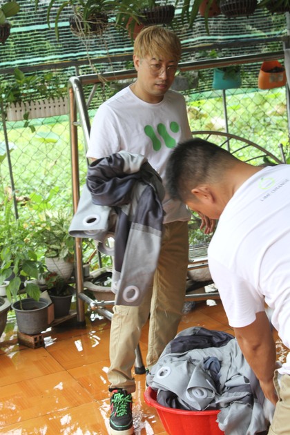 gallery navigation image