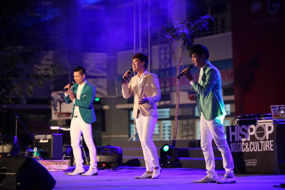 gallery navigation image