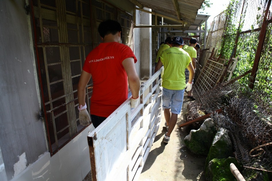 gallery navigation image