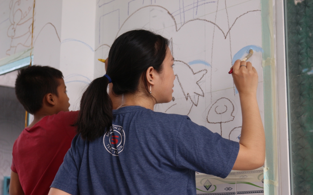 gallery navigation image