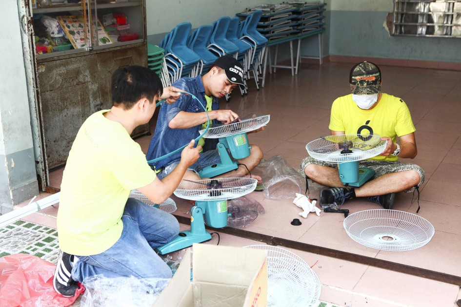 gallery navigation image