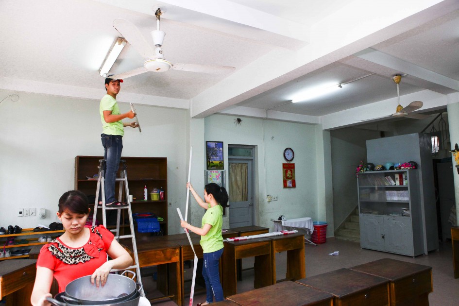 gallery navigation image