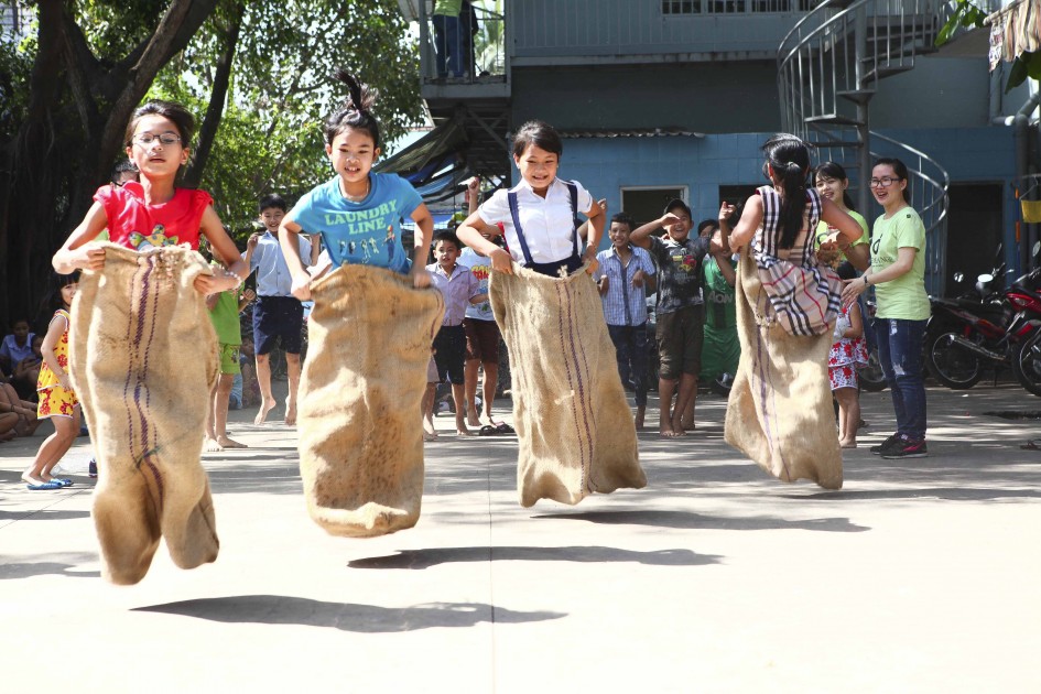 gallery navigation image