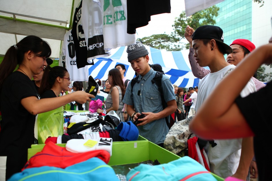 gallery navigation image