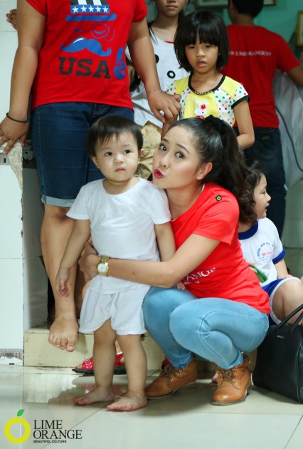 gallery navigation image