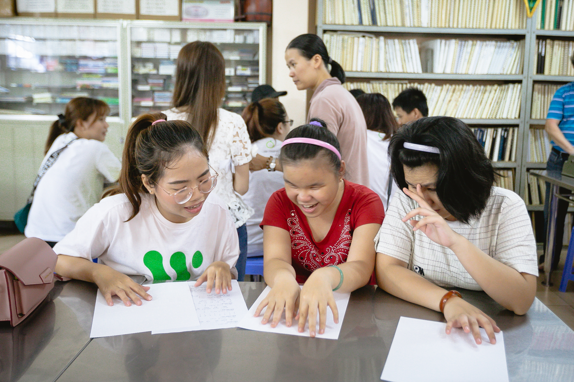 gallery navigation image