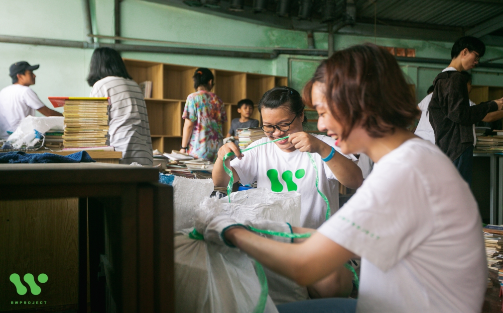 gallery navigation image