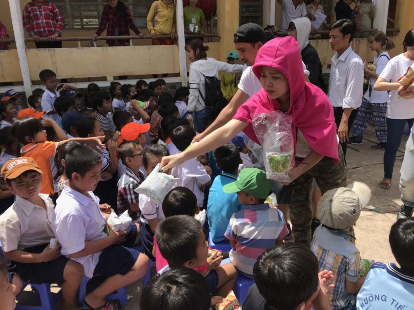 gallery navigation image