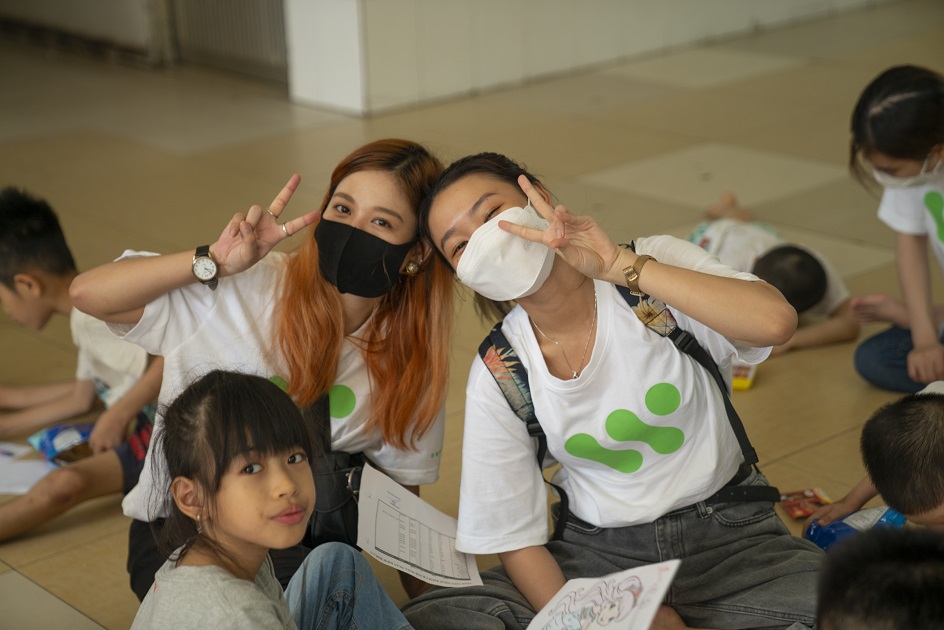 gallery navigation image