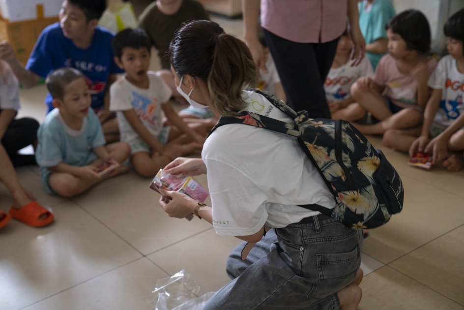 gallery navigation image