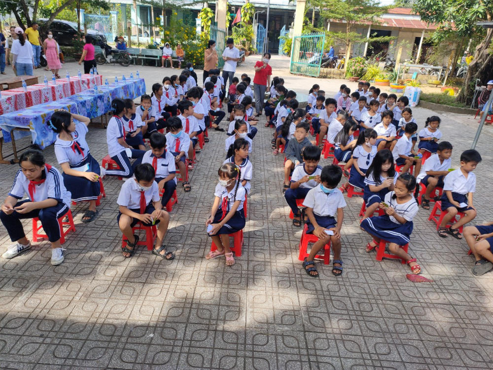 gallery navigation image