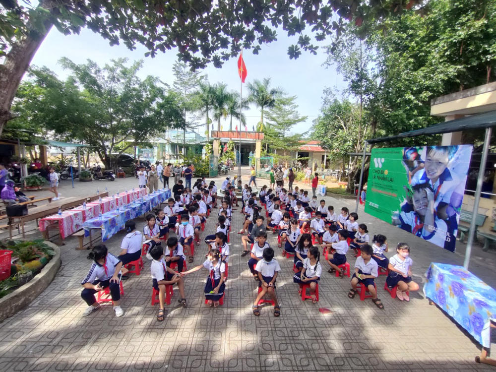 gallery navigation image