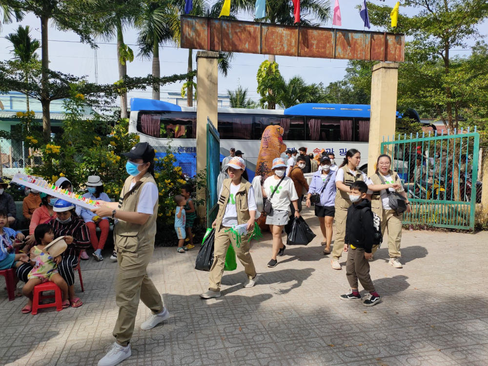 gallery navigation image