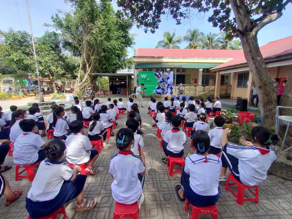 gallery navigation image