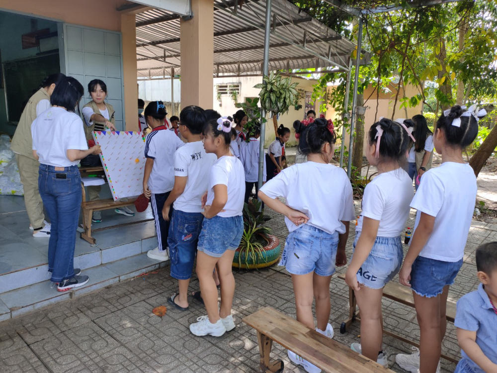 gallery navigation image