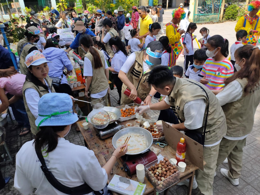 gallery navigation image