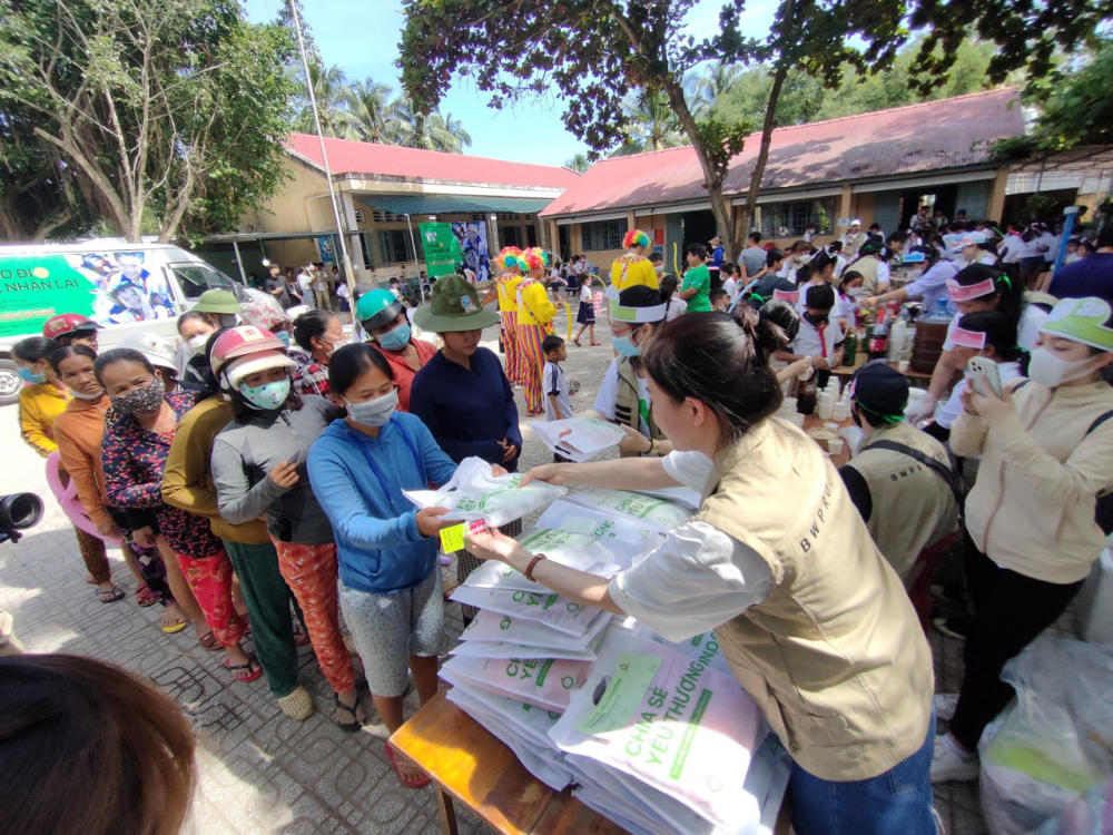 gallery navigation image