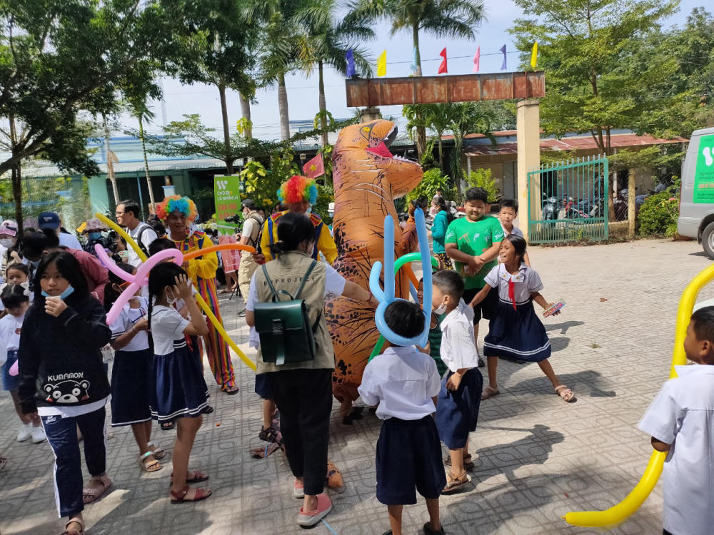 gallery navigation image