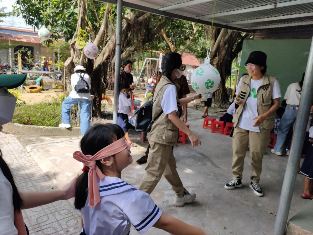 gallery navigation image