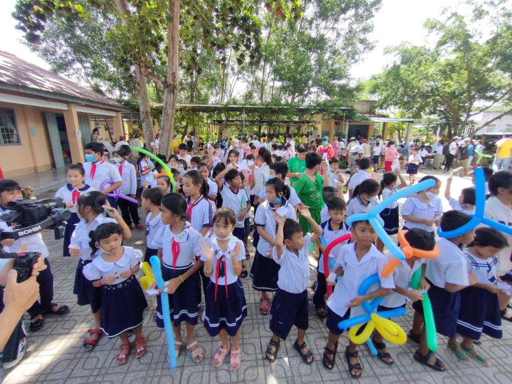 gallery navigation image